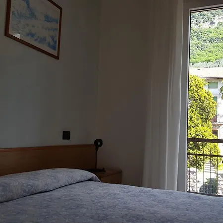Otel Firenze 2*
